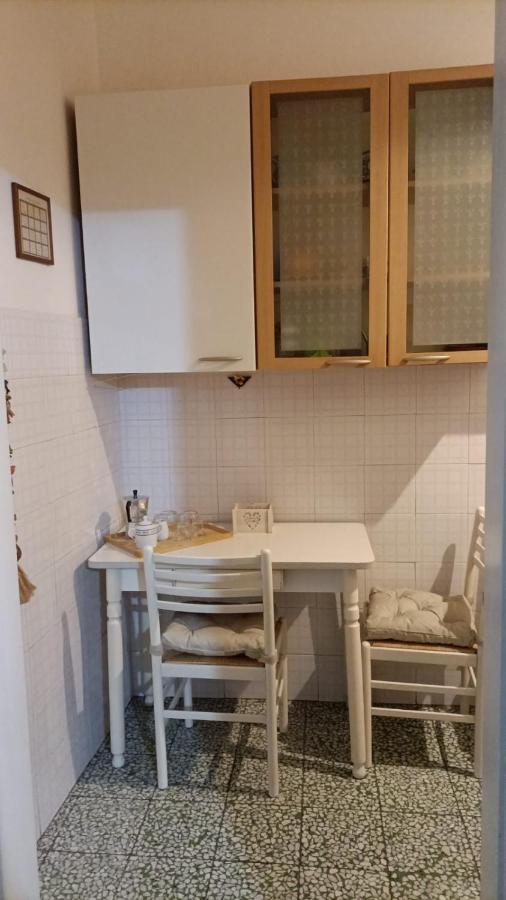 Antica Casa Ceccardi Apartment Livorno Luaran gambar