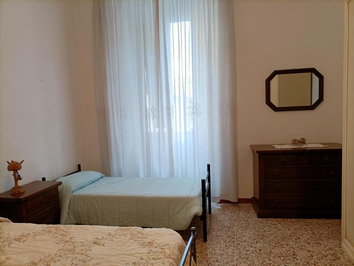 Antica Casa Ceccardi Apartment Livorno Luaran gambar