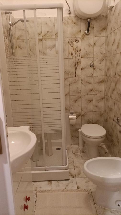 Antica Casa Ceccardi Apartment Livorno Luaran gambar
